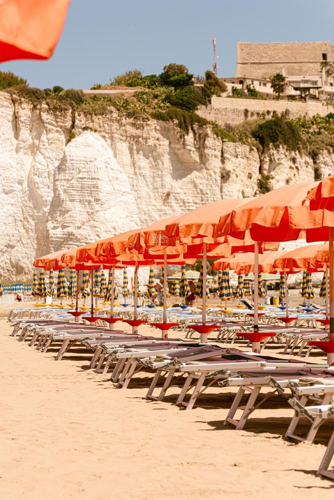 Hotel Degli Aranci Весте Екстериор снимка