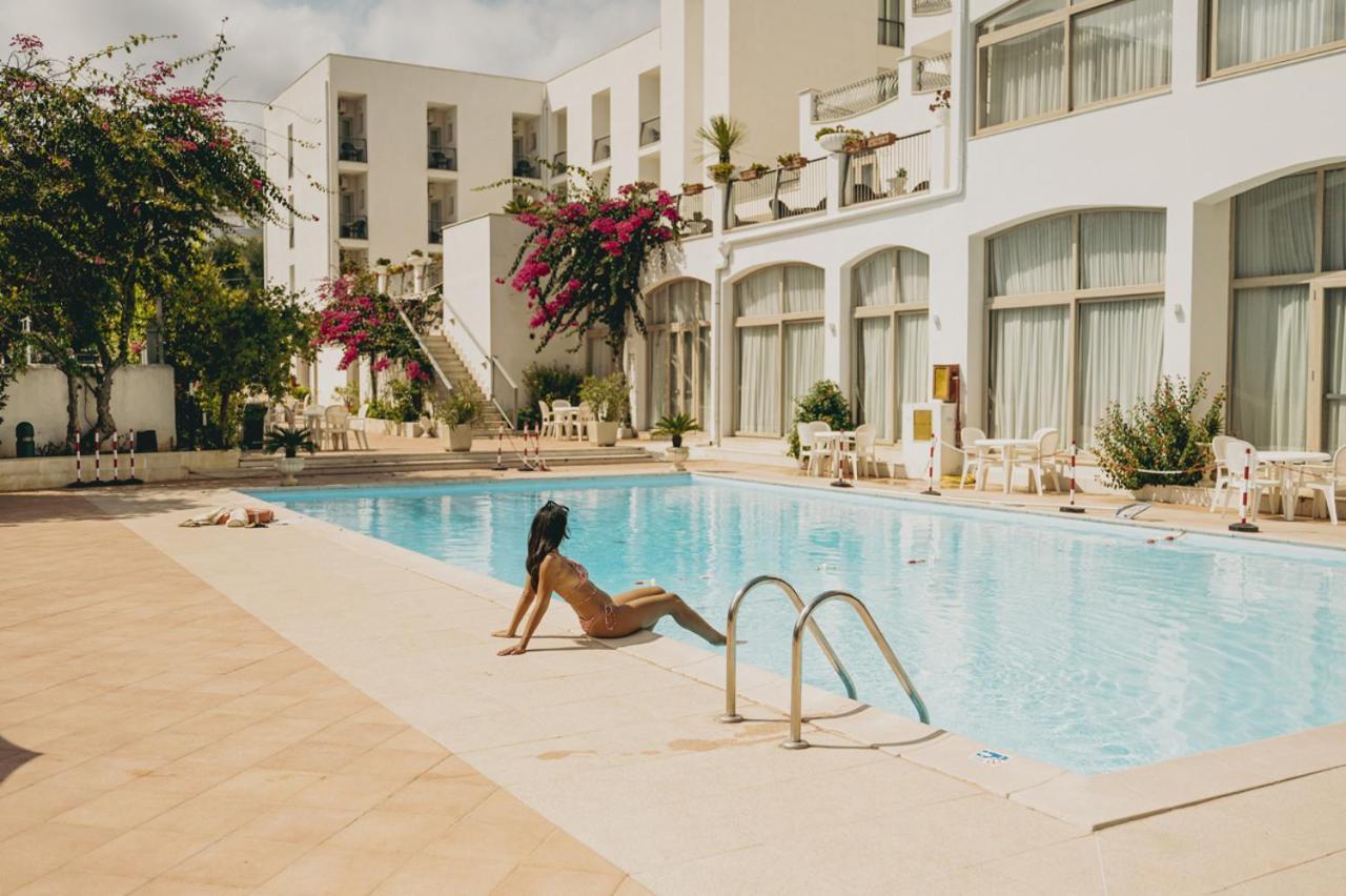 Hotel Degli Aranci Весте Екстериор снимка