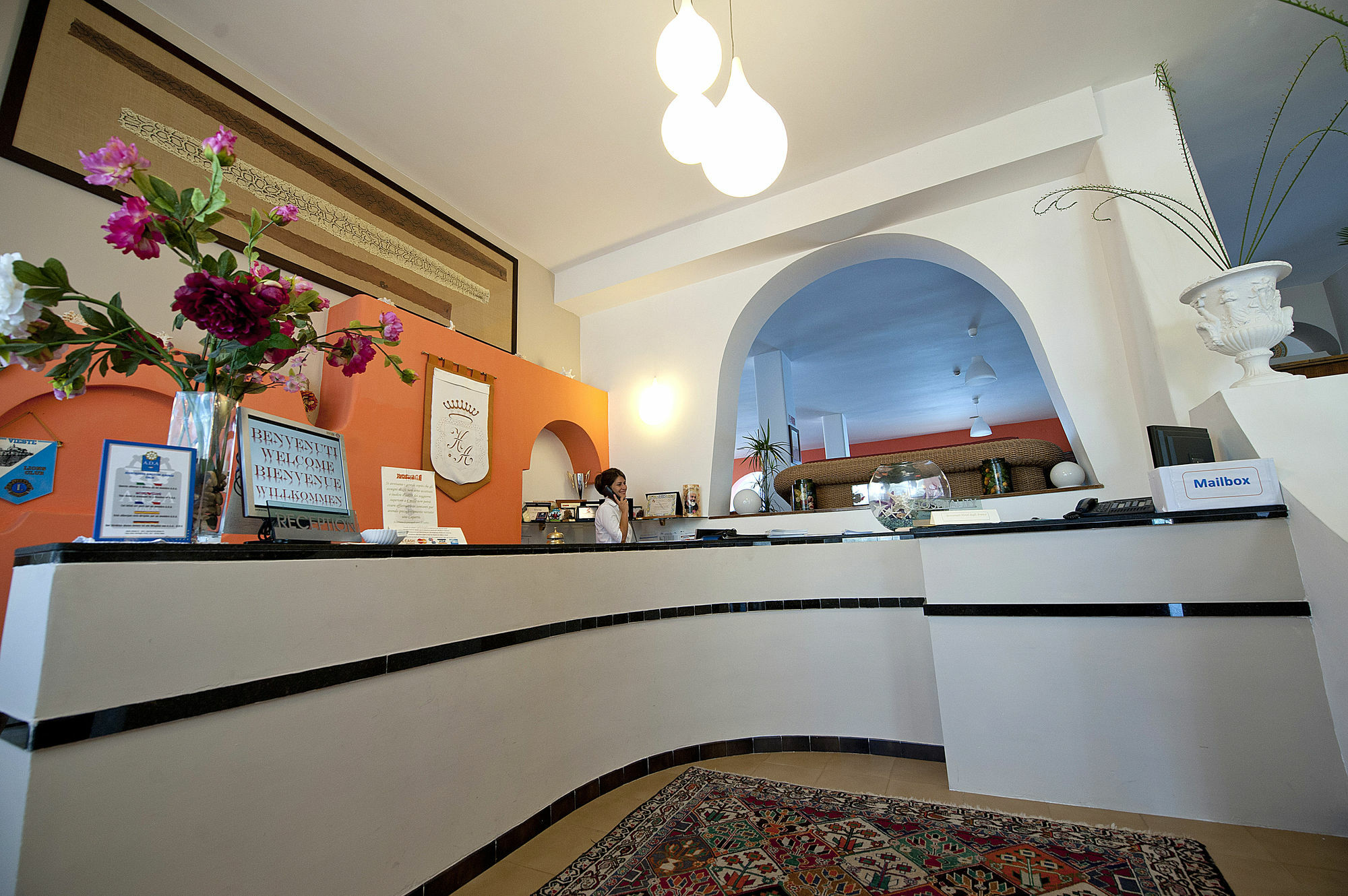 Hotel Degli Aranci Весте Екстериор снимка